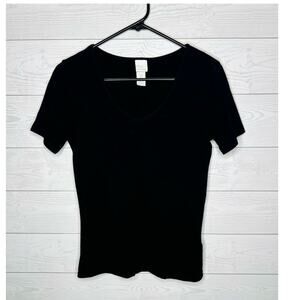 H&M Women's Size M Black V-Neck Short Sleeve Top Basics Layering Tee